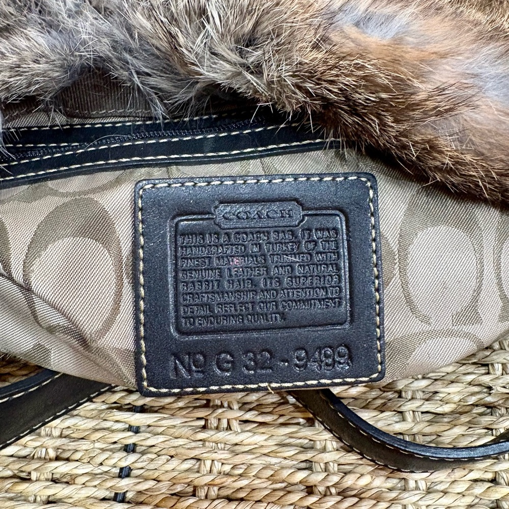 Vintage Coach Black and Brown Fur-Accent Shoulder Bag - Picture 2 of 2